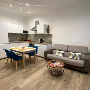  Apartment Chic Des Catalans