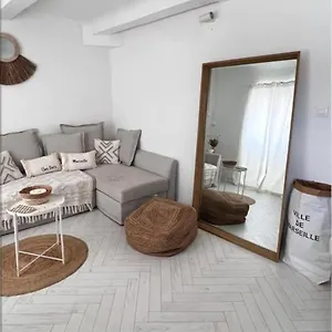  Appartement Petit Nid Douillet Vieux Port 4 Personnes