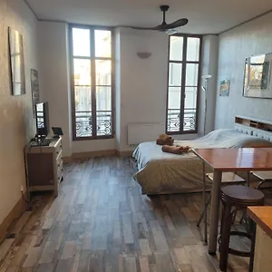 Agreable Au Coeur Du Quartier Historique Marseilles