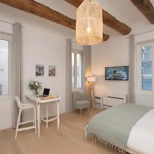  Appartement Design Vieux Port Tout Equipe Climatise