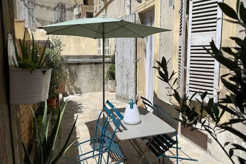 Marseille Cote Cour Apartment